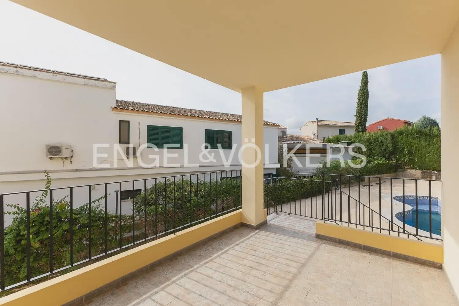 4 Zimmer Villa zu vermieten in Riba-roja de Turia mit Pool Garage - 3.500 € (Ref: 10118496)