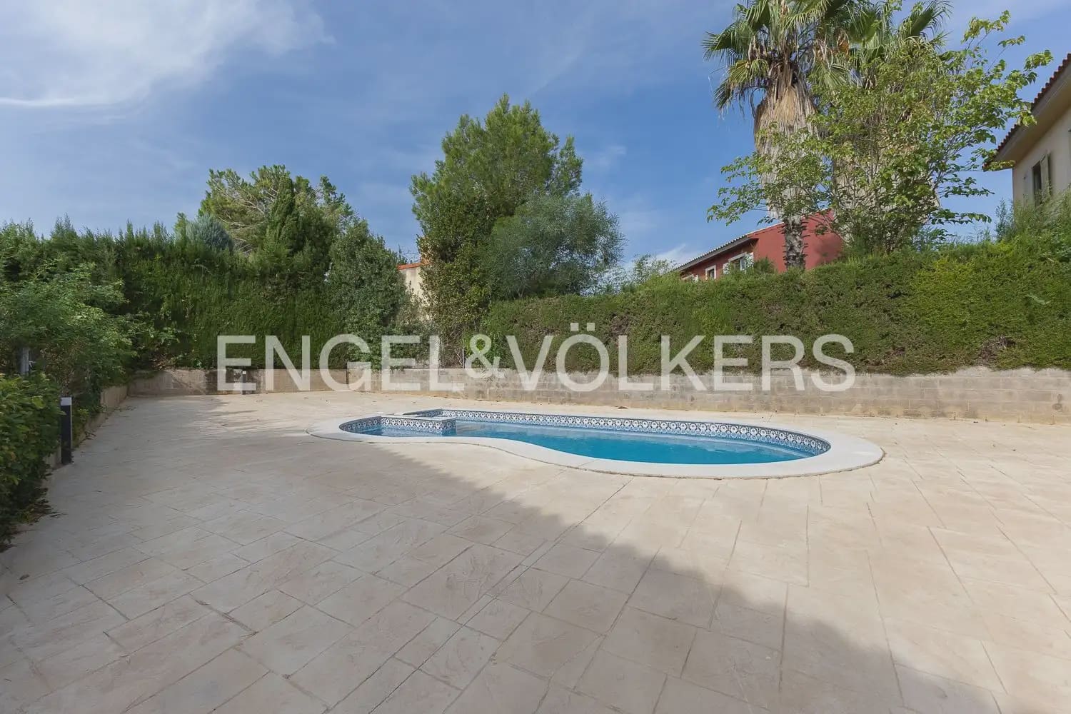 4 Zimmer Villa zu vermieten in Riba-roja de Turia mit Pool Garage - 3.500 € (Ref: 10118496)
