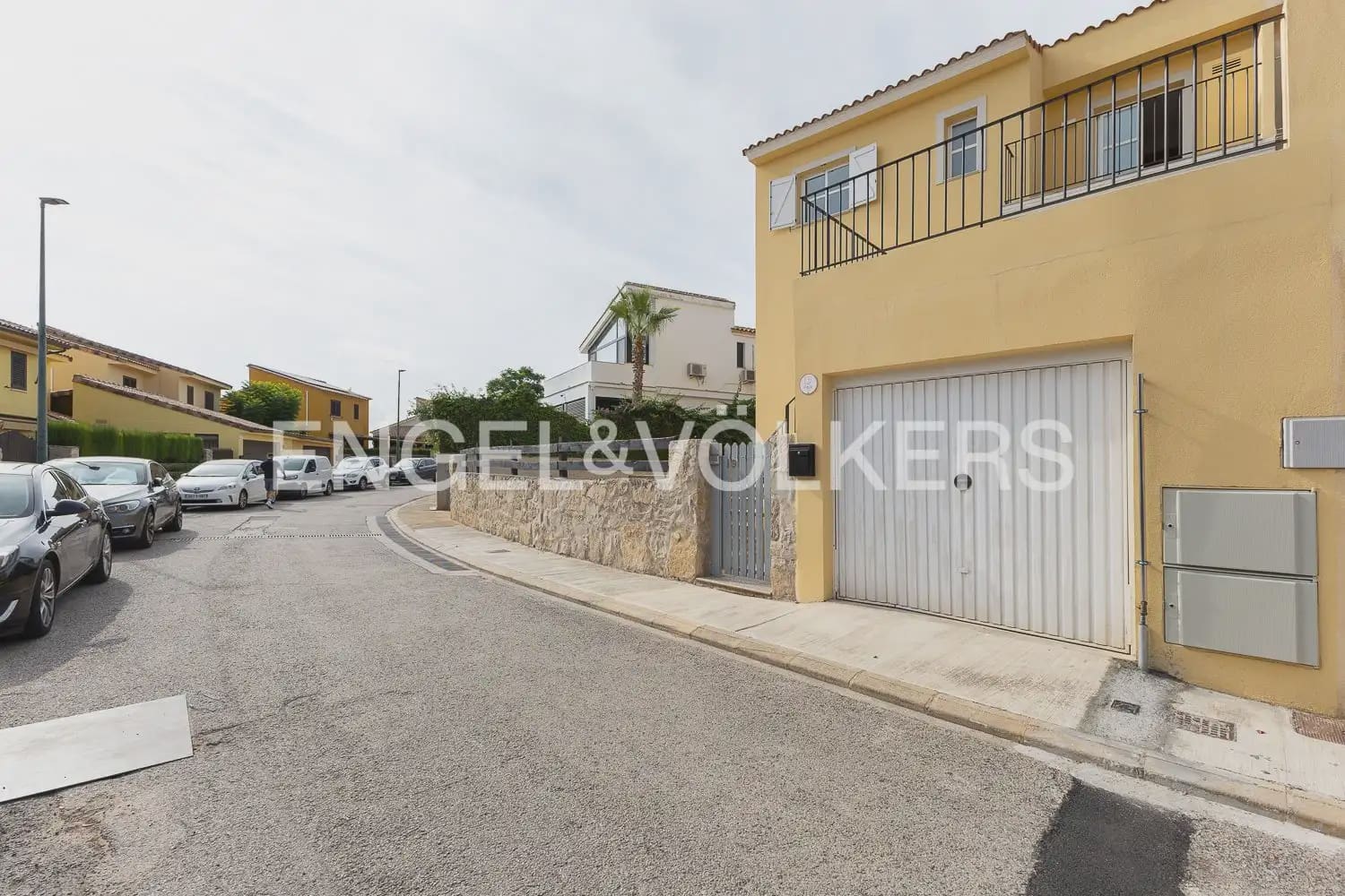 4 Zimmer Villa zu vermieten in Riba-roja de Turia mit Pool Garage - 3.500 € (Ref: 10118496)