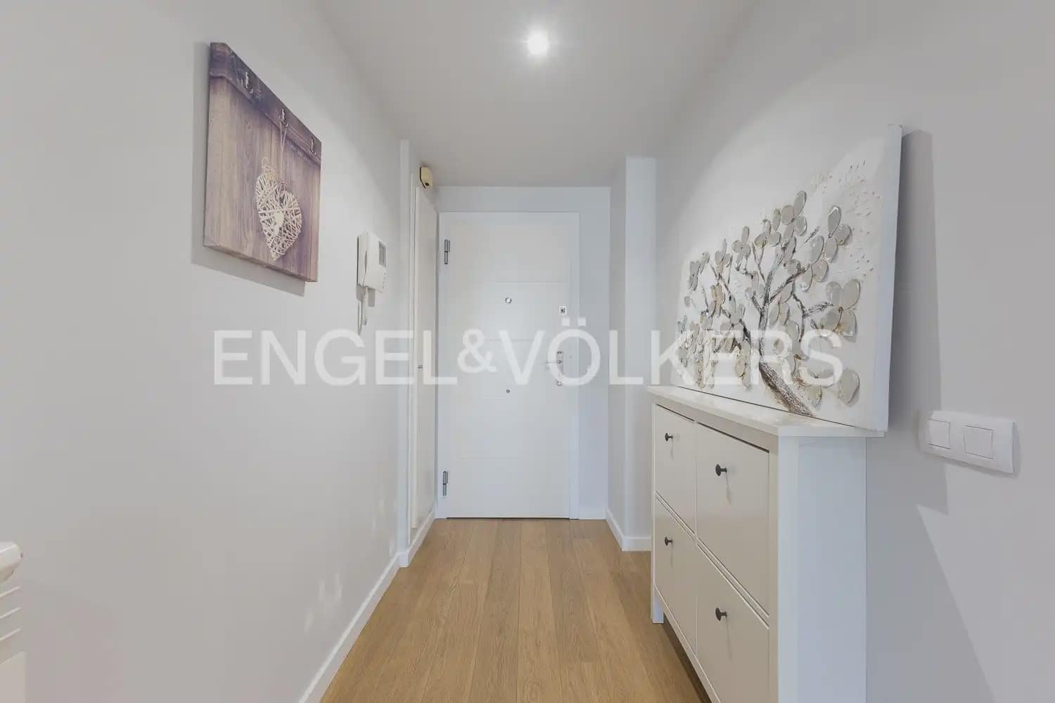 2 quarto Apartamento para arrendar em Valencia cidade com piscina - 2 000 € (Ref: 10120269)