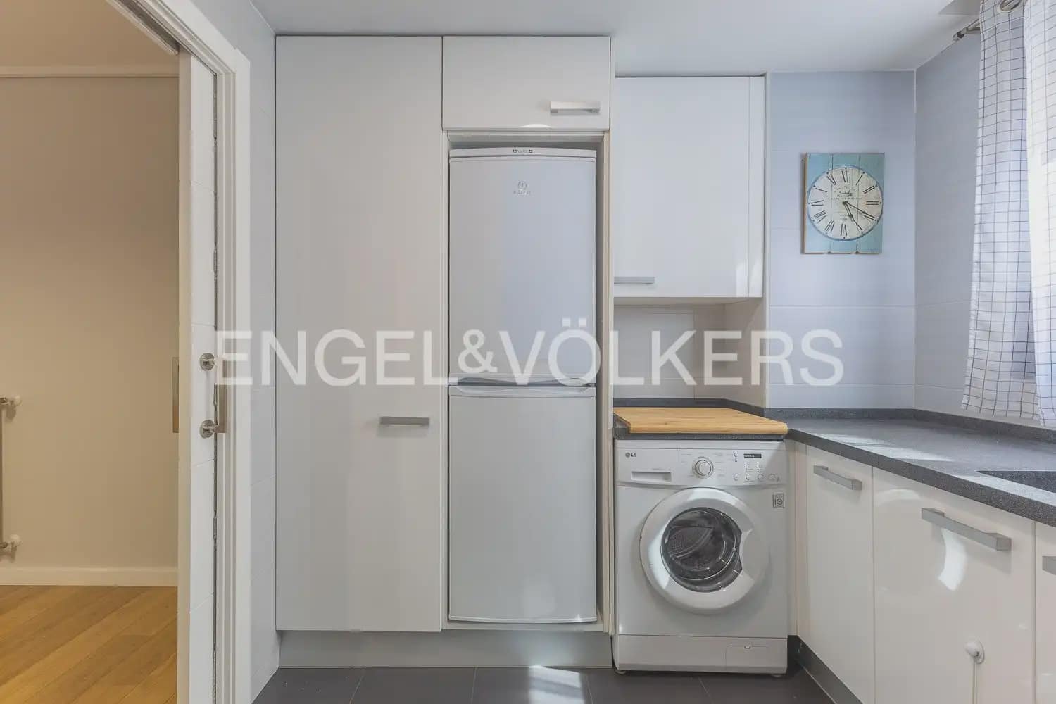 2 quarto Apartamento para arrendar em Valencia cidade com piscina - 2 000 € (Ref: 10120269)