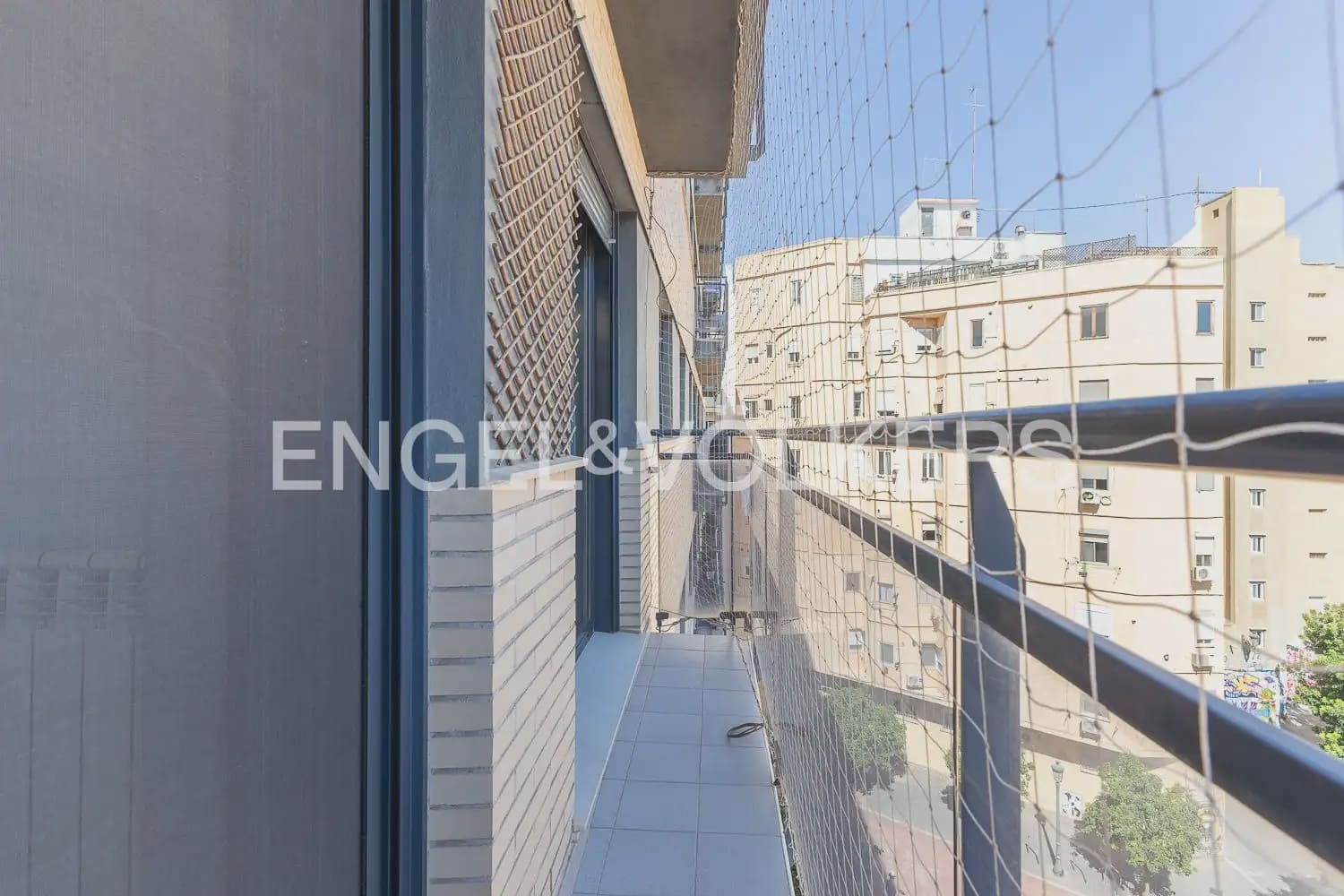 2 quarto Apartamento para arrendar em Valencia cidade com piscina - 2 000 € (Ref: 10120269)