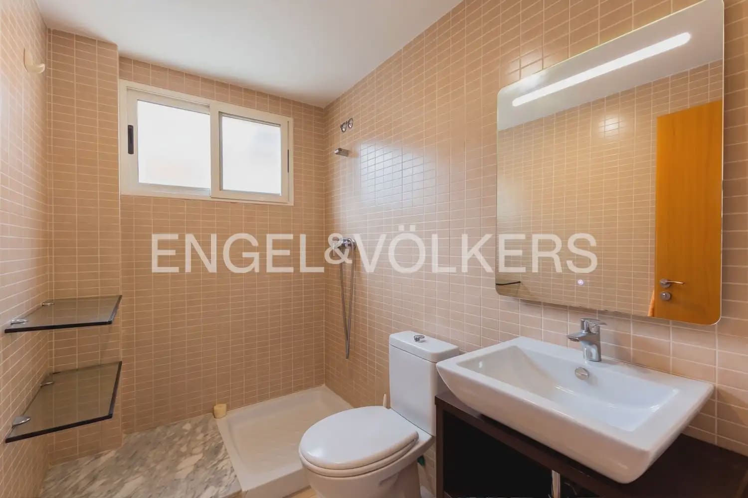Adosado de 3 habitaciones en Almassora / Almazora en venta con piscina garaje - 325.000 € (Ref: 10120650)