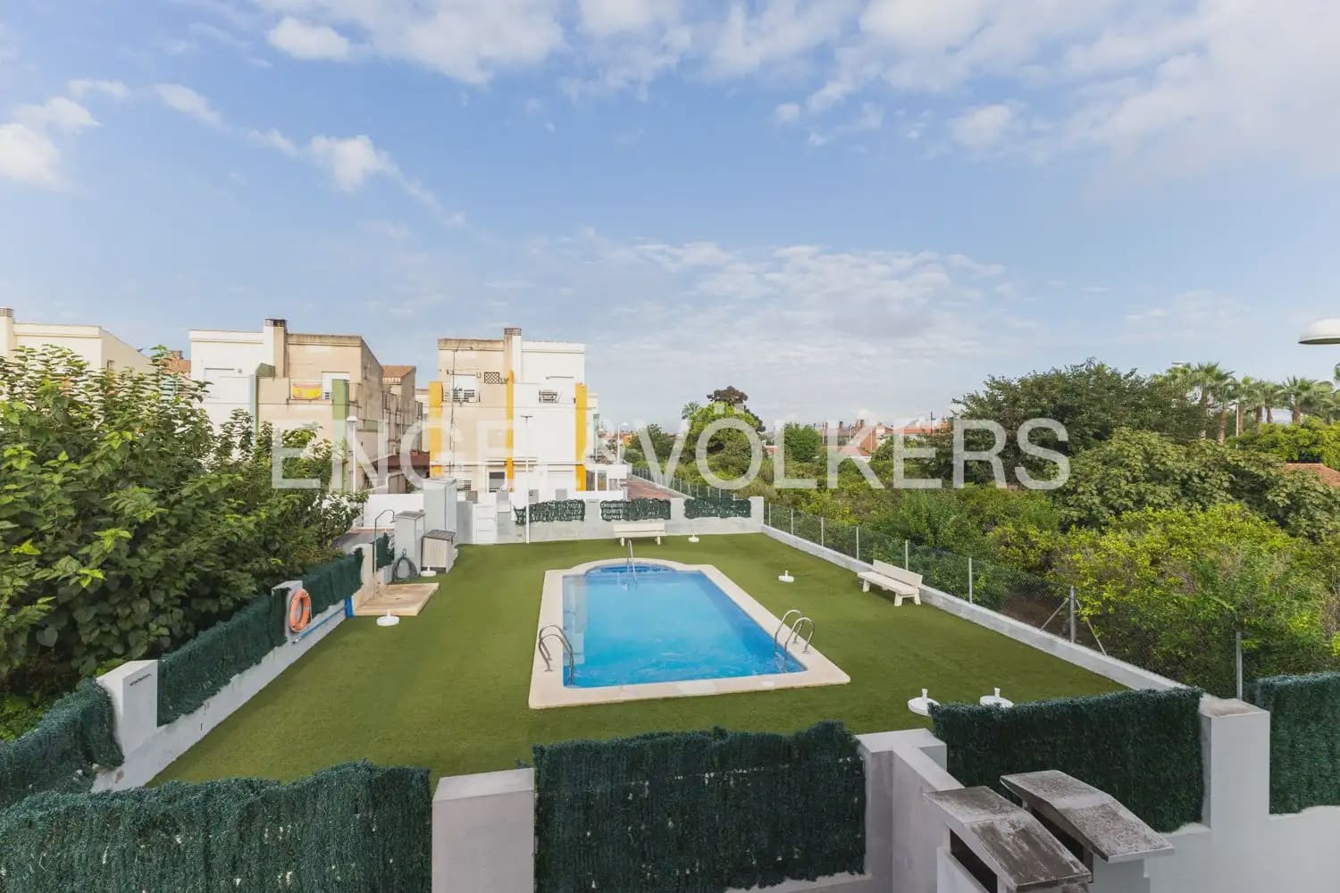 Adosado de 3 habitaciones en Almassora / Almazora en venta con piscina garaje - 325.000 € (Ref: 10120650)