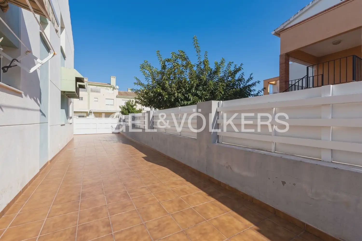 Adosado de 3 habitaciones en Almassora / Almazora en venta con piscina garaje - 325.000 € (Ref: 10120650)