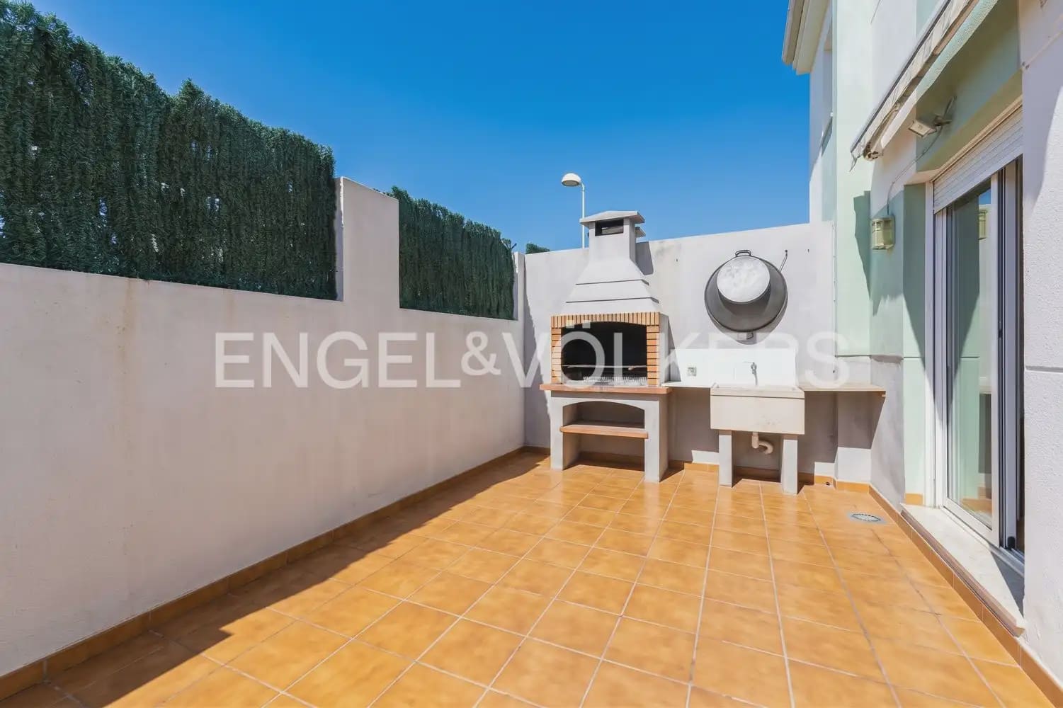 Adosado de 3 habitaciones en Almassora / Almazora en venta con piscina garaje - 325.000 € (Ref: 10120650)