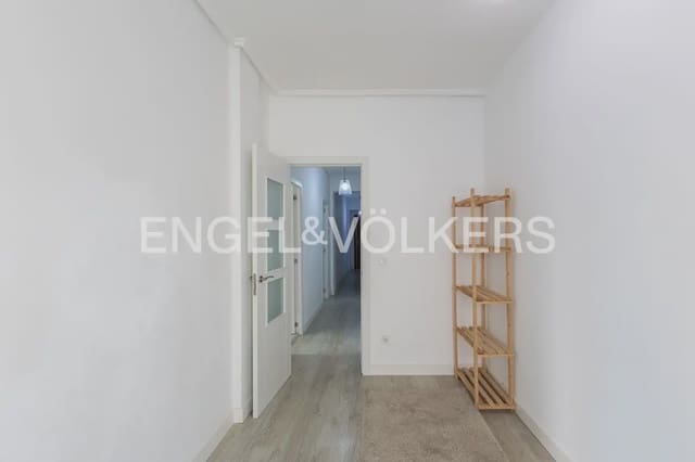 3 soveværelse Lejlighed til leje i Trinitat, Valencia by - € 1.395 (Ref: 10120832)