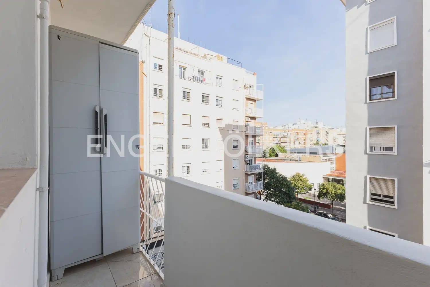 3 bedroom Flat for rent in Valencia city - € 1,395 (Ref: 10120832)