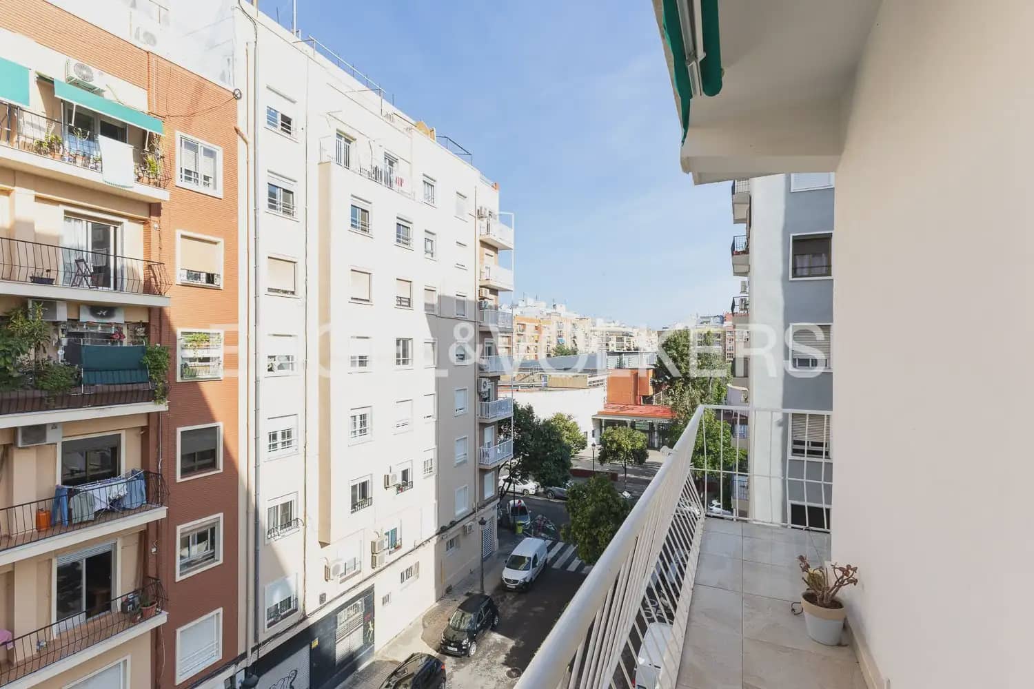 3 bedroom Flat for rent in Valencia city - € 1,395 (Ref: 10120832)