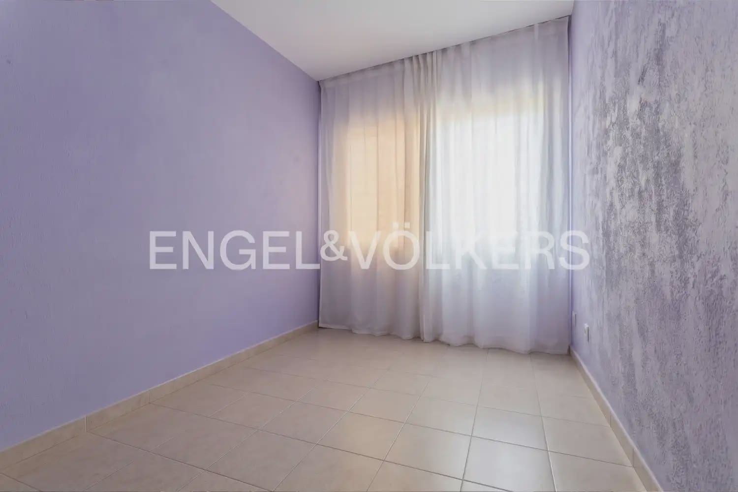 2 slaapkamer Flat te koop in Valencia stad - € 320.000 (Ref: 10120833)