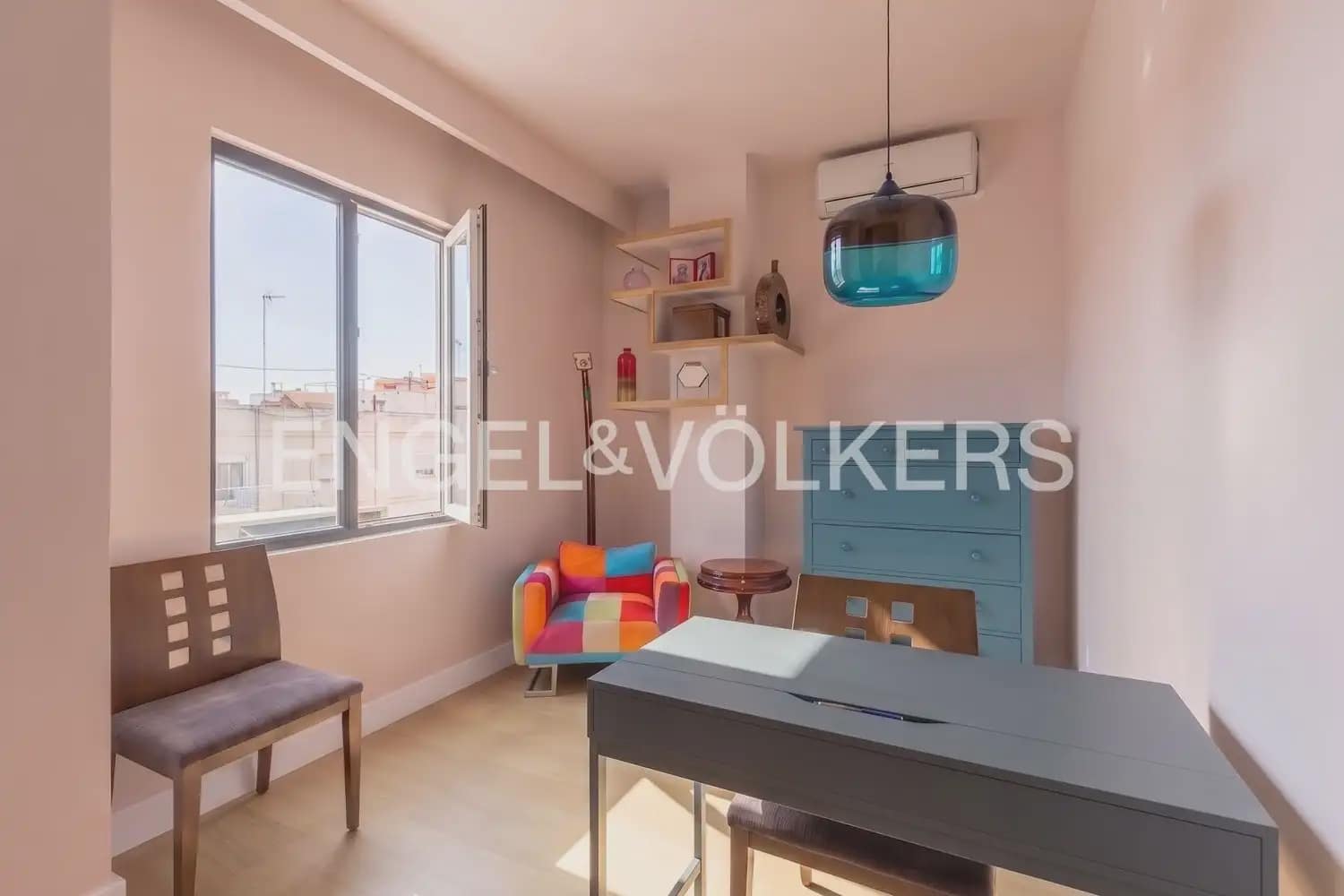 2 slaapkamer Flat te koop in Valencia stad - € 320.000 (Ref: 10120833)