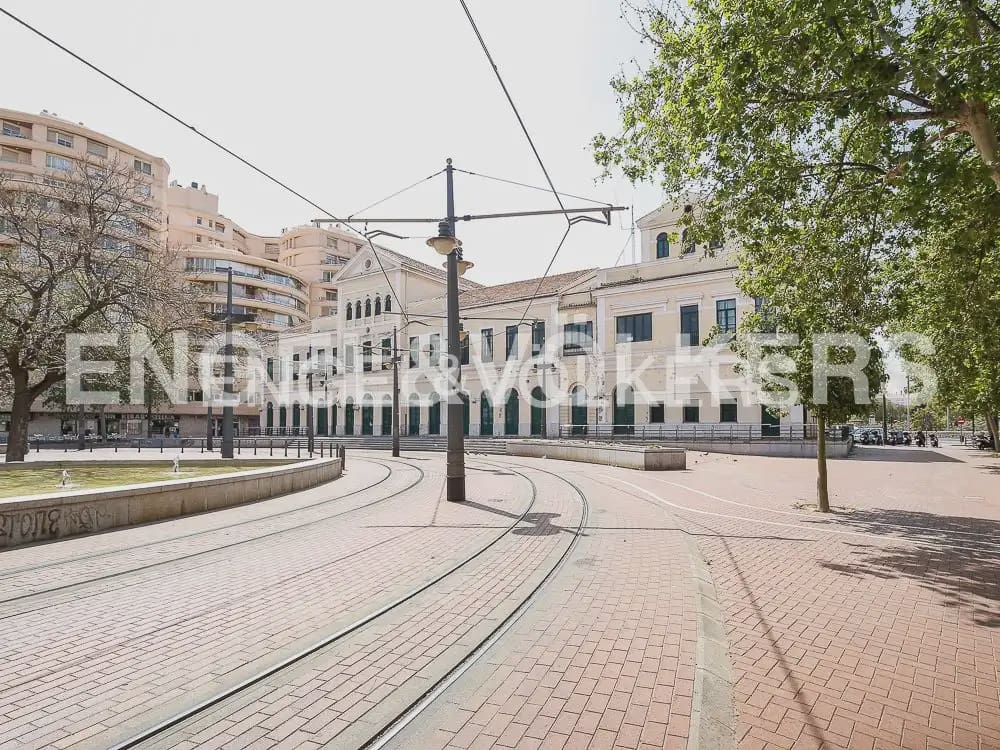 2 slaapkamer Flat te koop in Valencia stad - € 320.000 (Ref: 10120833)