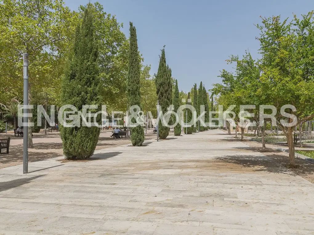 2 slaapkamer Flat te koop in Valencia stad - € 320.000 (Ref: 10120833)