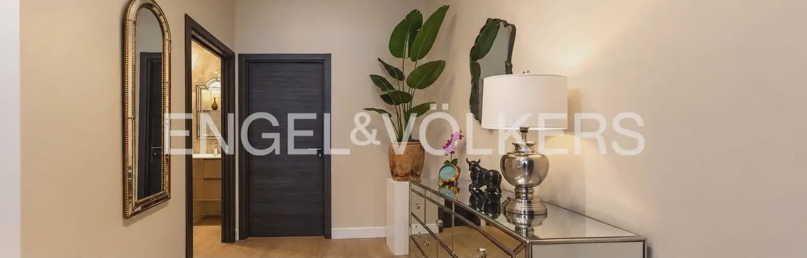1 bedroom Flat for rent in Valencia city - € 1,300 (Ref: 10120834)