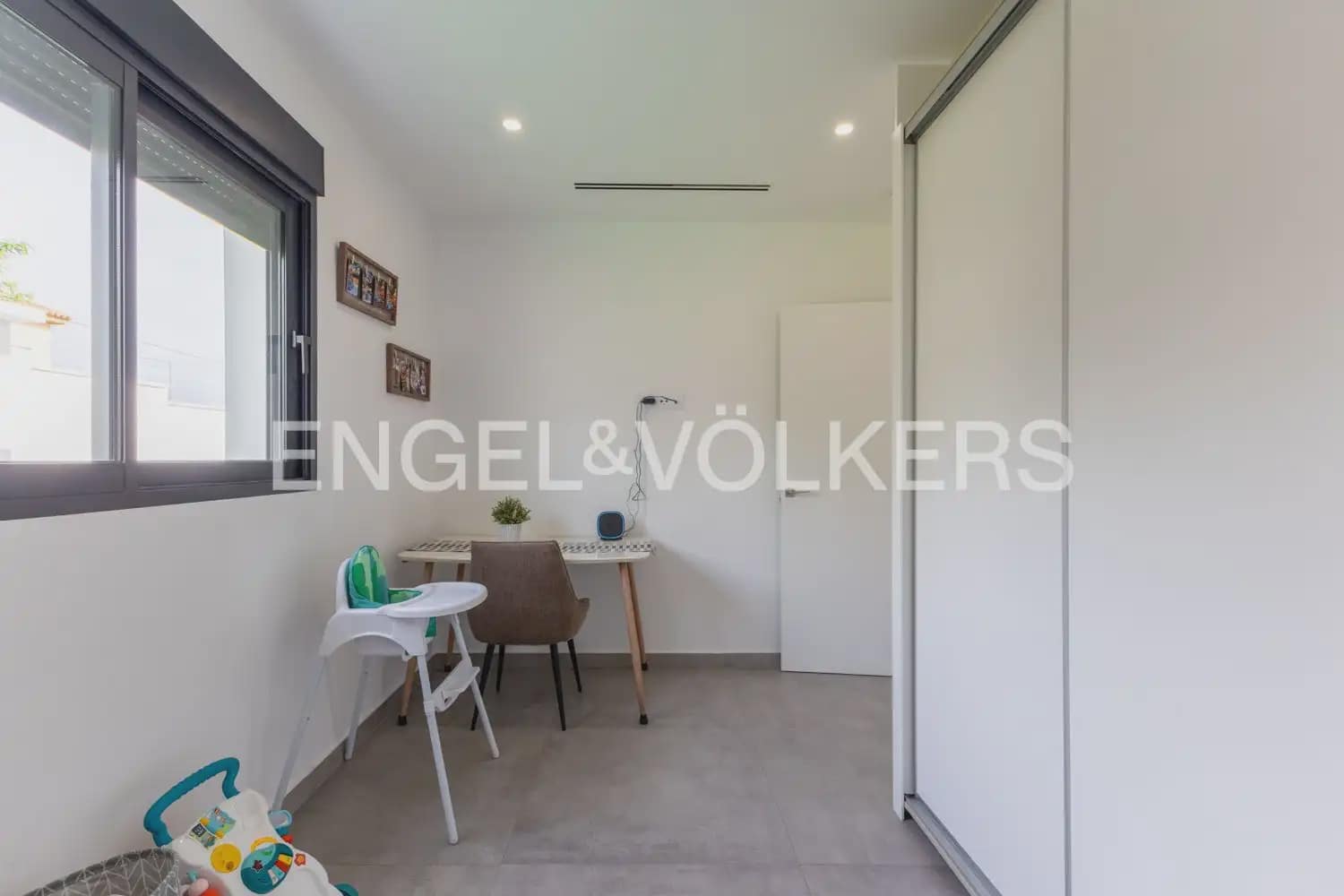 4 Zimmer Villa zu verkaufen in Betera mit Pool Garage - 850.000 € (Ref: 10121086)