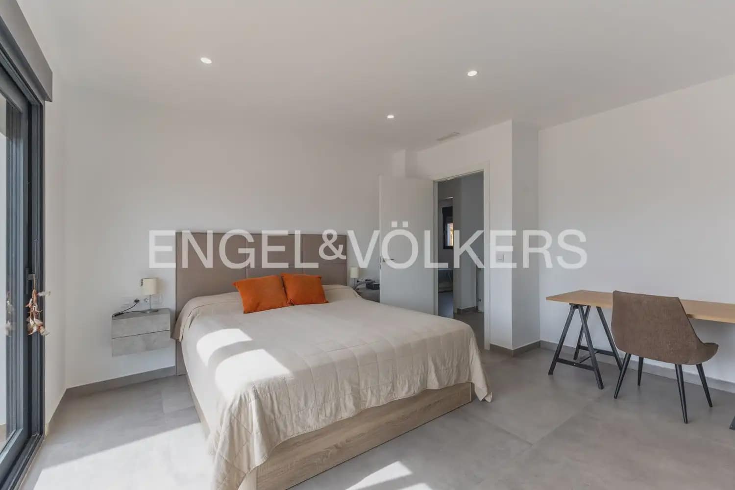 4 Zimmer Villa zu verkaufen in Betera mit Pool Garage - 850.000 € (Ref: 10121086)