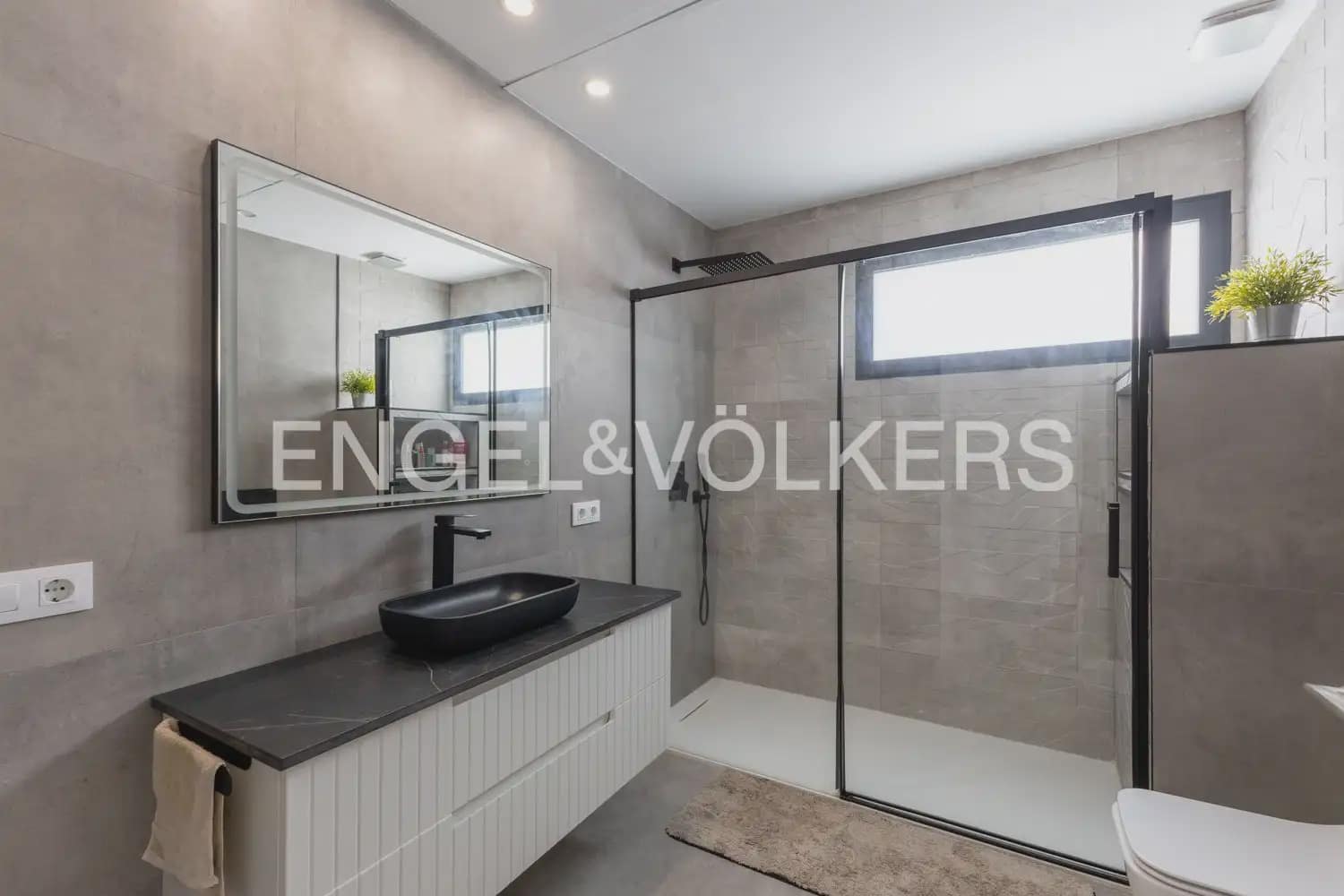 4 Zimmer Villa zu verkaufen in Betera mit Pool Garage - 850.000 € (Ref: 10121086)