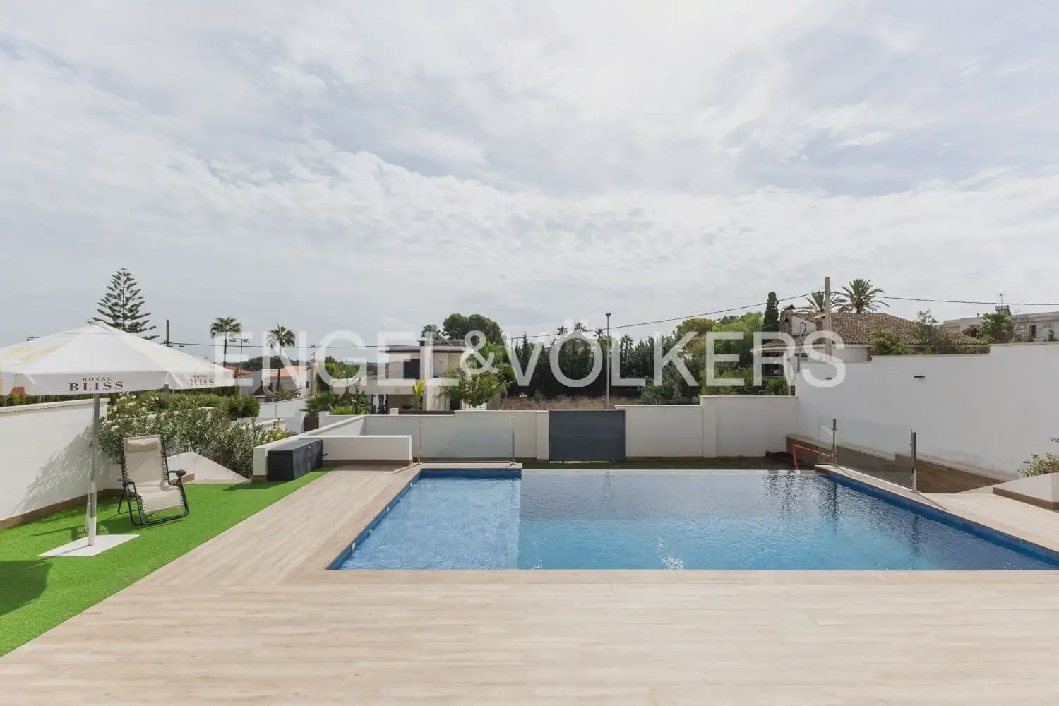 4 Zimmer Villa zu verkaufen in Betera mit Pool Garage - 850.000 € (Ref: 10121086)