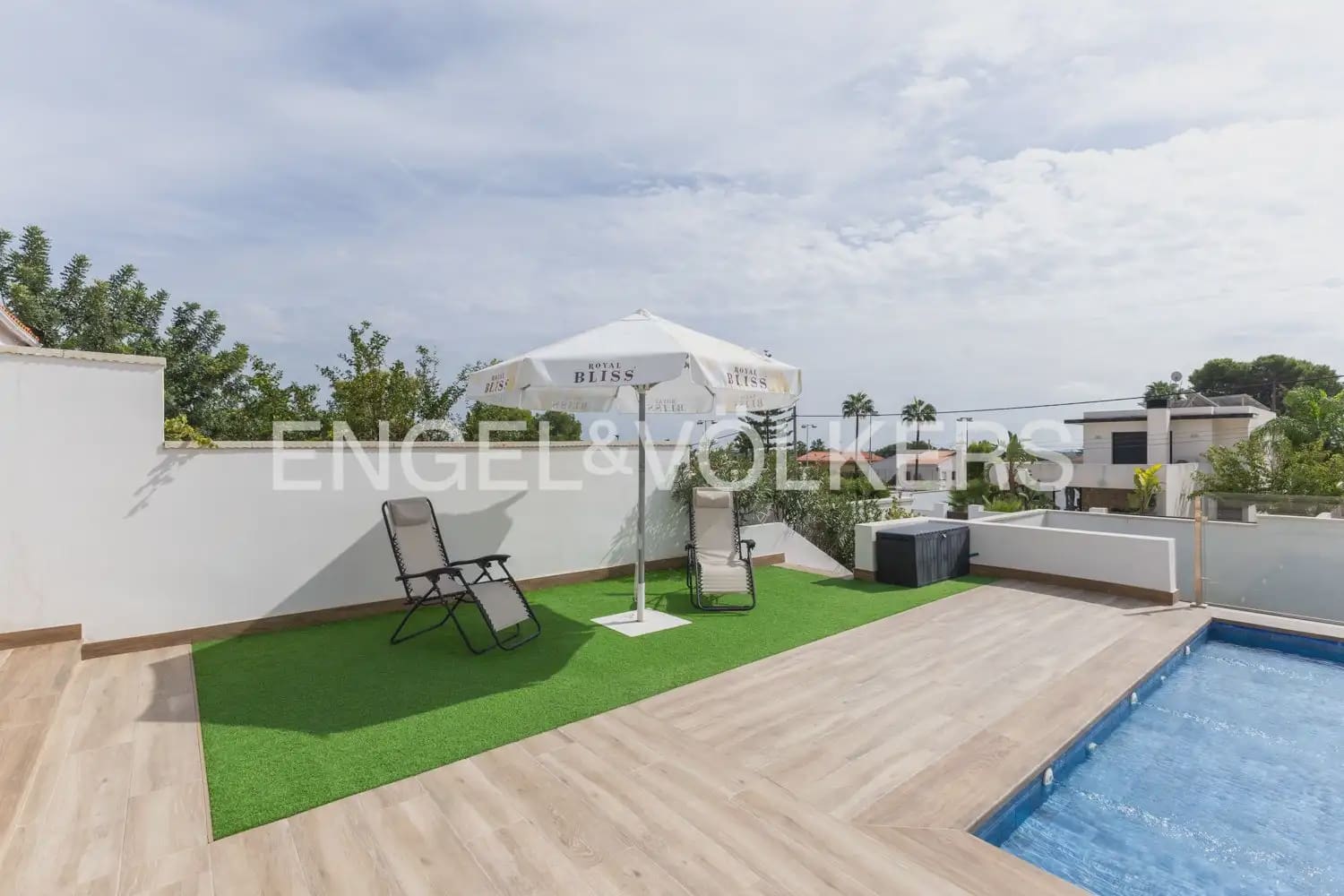 4 Zimmer Villa zu verkaufen in Betera mit Pool Garage - 850.000 € (Ref: 10121086)