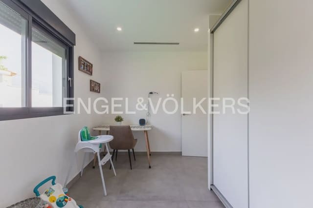4 Zimmer Villa zu verkaufen in Bétera mit Pool Garage - 850.000 € (Ref: 10121086)