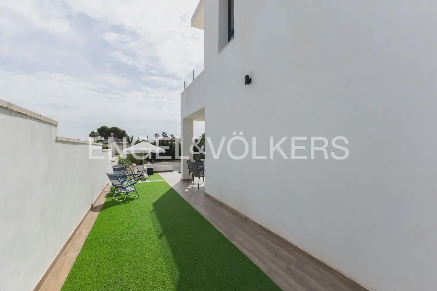 4 Zimmer Villa zu verkaufen in Betera mit Pool Garage - 850.000 € (Ref: 10121086)