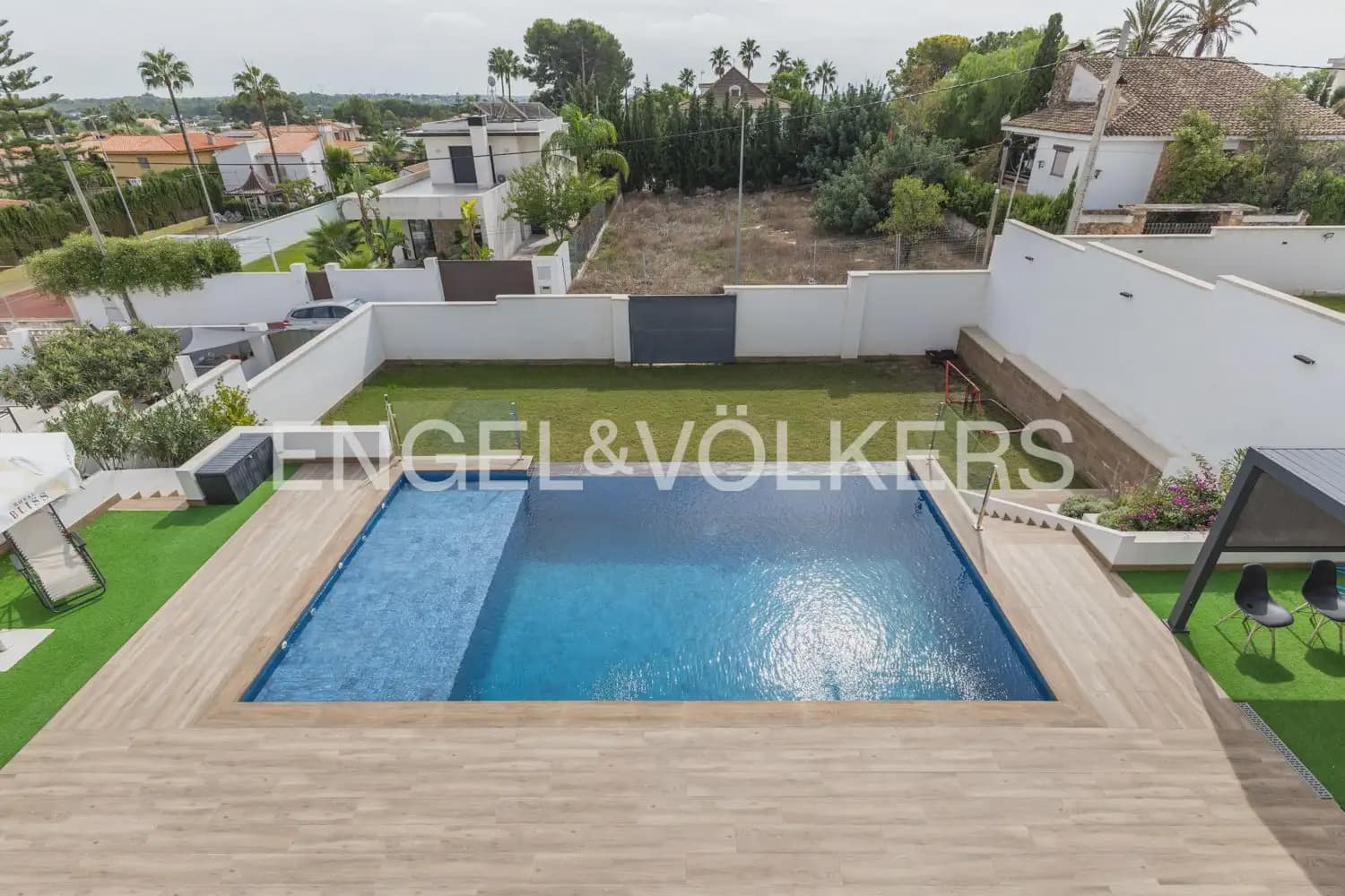4 Zimmer Villa zu verkaufen in Betera mit Pool Garage - 850.000 € (Ref: 10121086)
