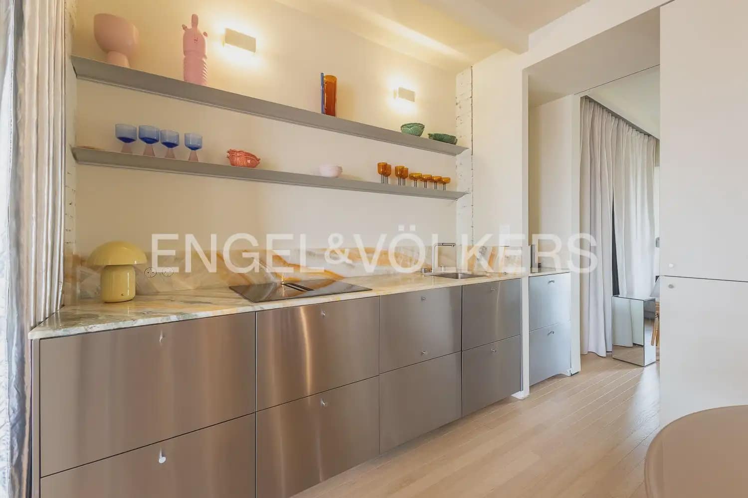 2 quarto Penthouse para arrendar em Valencia cidade - 2 400 € (Ref: 10124545)