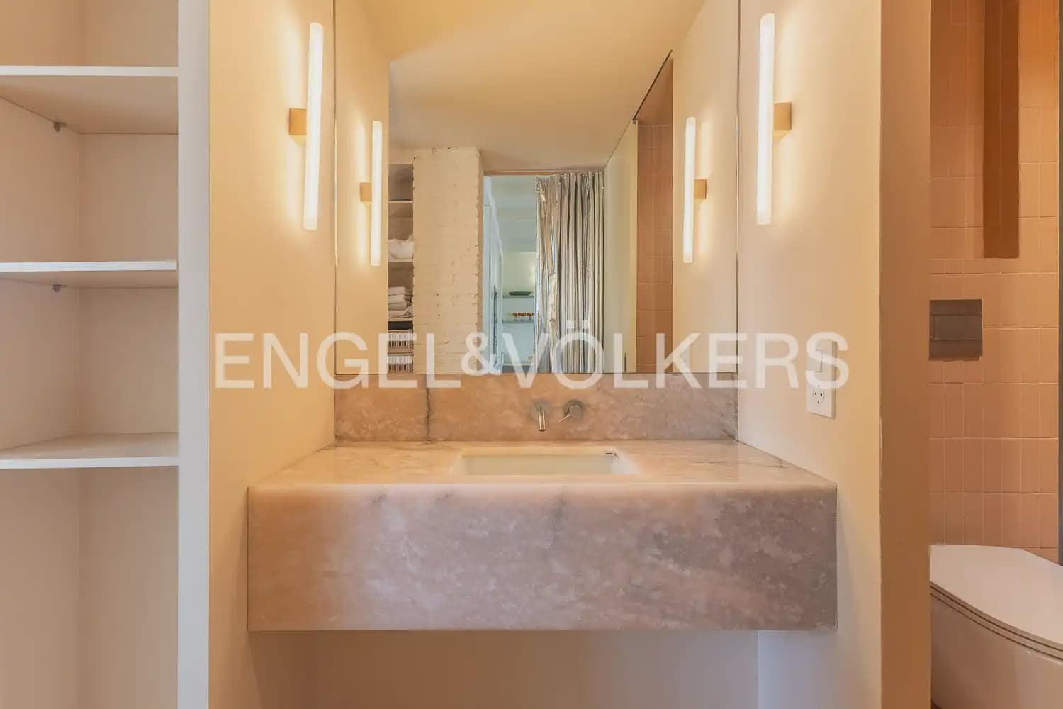 2 quarto Penthouse para arrendar em Valencia cidade - 2 400 € (Ref: 10124545)