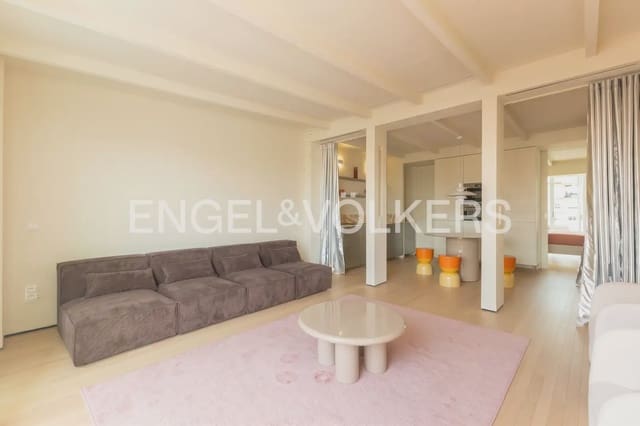 2 quarto Penthouse para arrendar em Exposicio, Valência cidade - 2 400 € (Ref: 10124545)