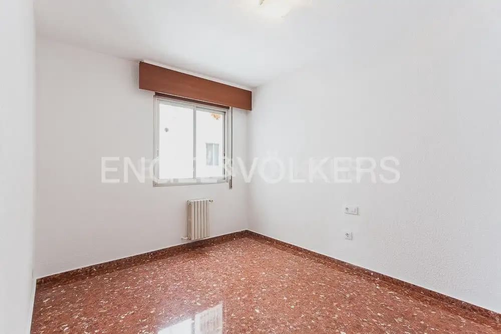 4 quarto Apartamento para arrendar em Valencia cidade com garagem - 2 200 € (Ref: 10124719)