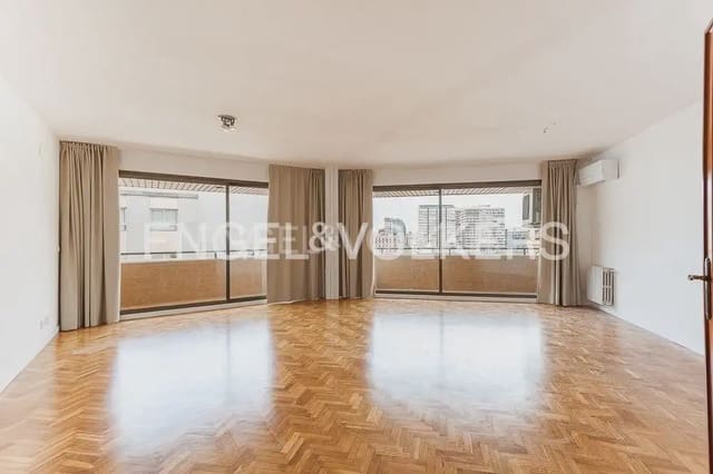 4 quarto Apartamento para arrendar em Exposicio, Valência cidade com garagem - 2 200 € (Ref: 10124719)