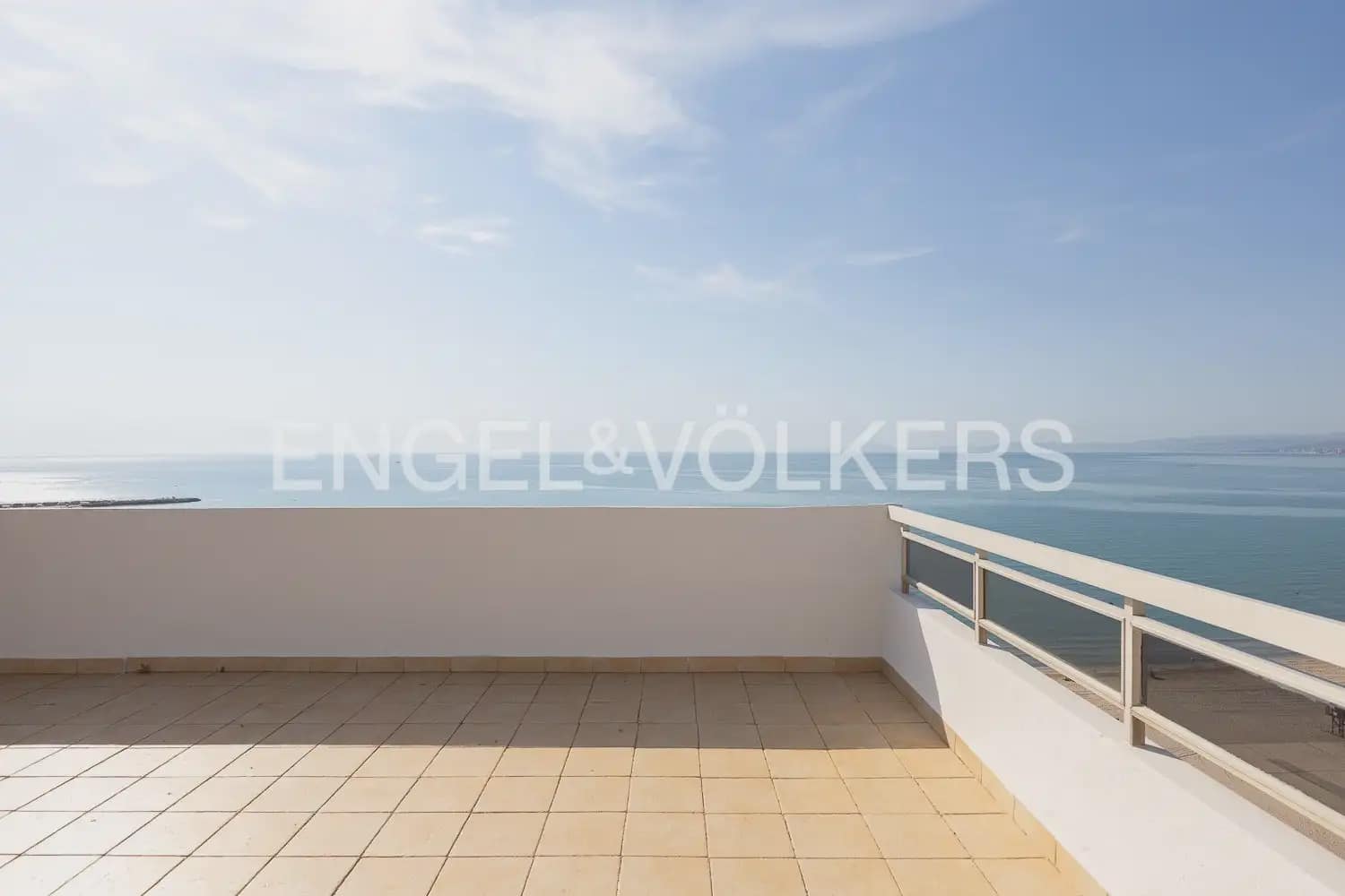 4 bedroom Flat for sale in Cullera with pool garage - € 1,050,000 (Ref: 10124723)