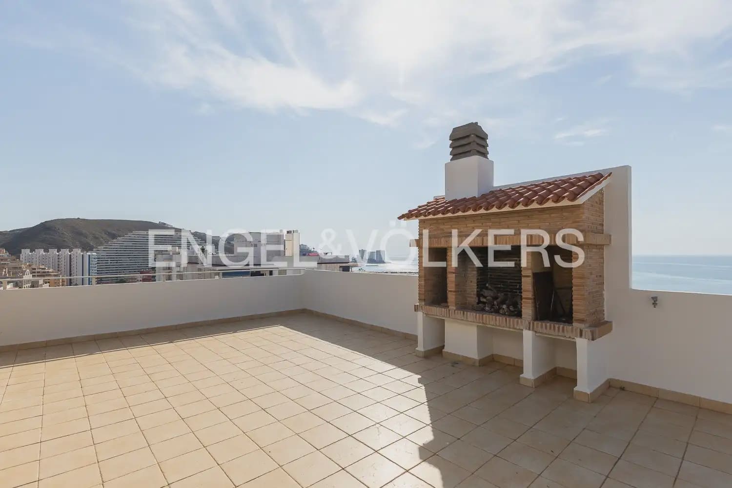 4 bedroom Flat for sale in Cullera with pool garage - € 1,050,000 (Ref: 10124723)