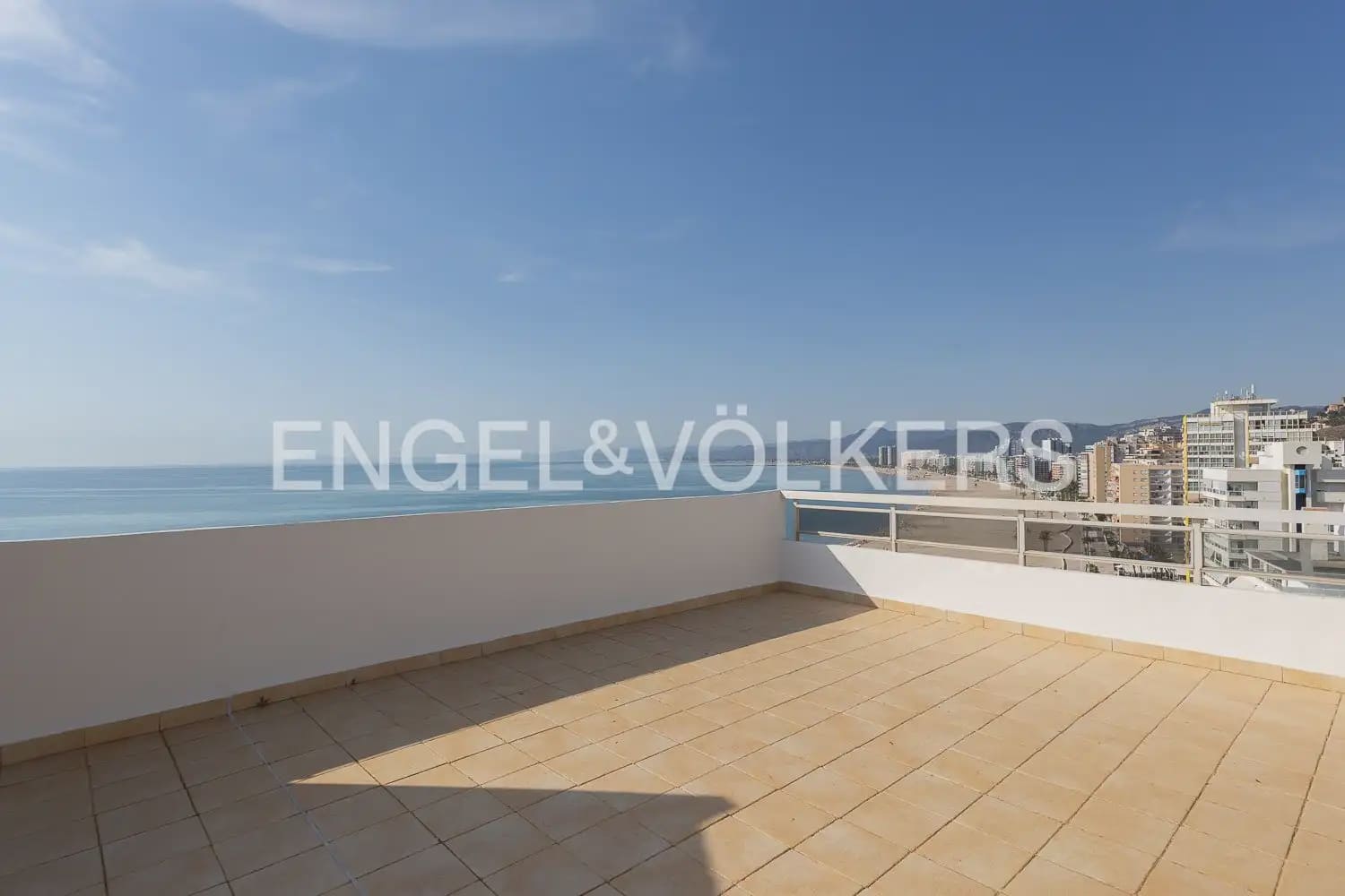 4 bedroom Flat for sale in Cullera with pool garage - € 1,050,000 (Ref: 10124723)