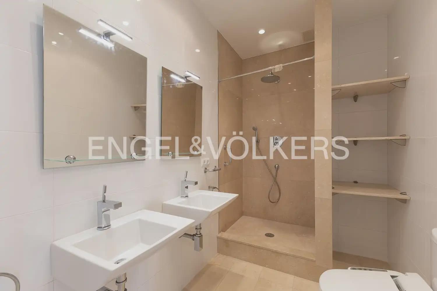 4 bedroom Flat for sale in Cullera with pool garage - € 1,050,000 (Ref: 10124723)