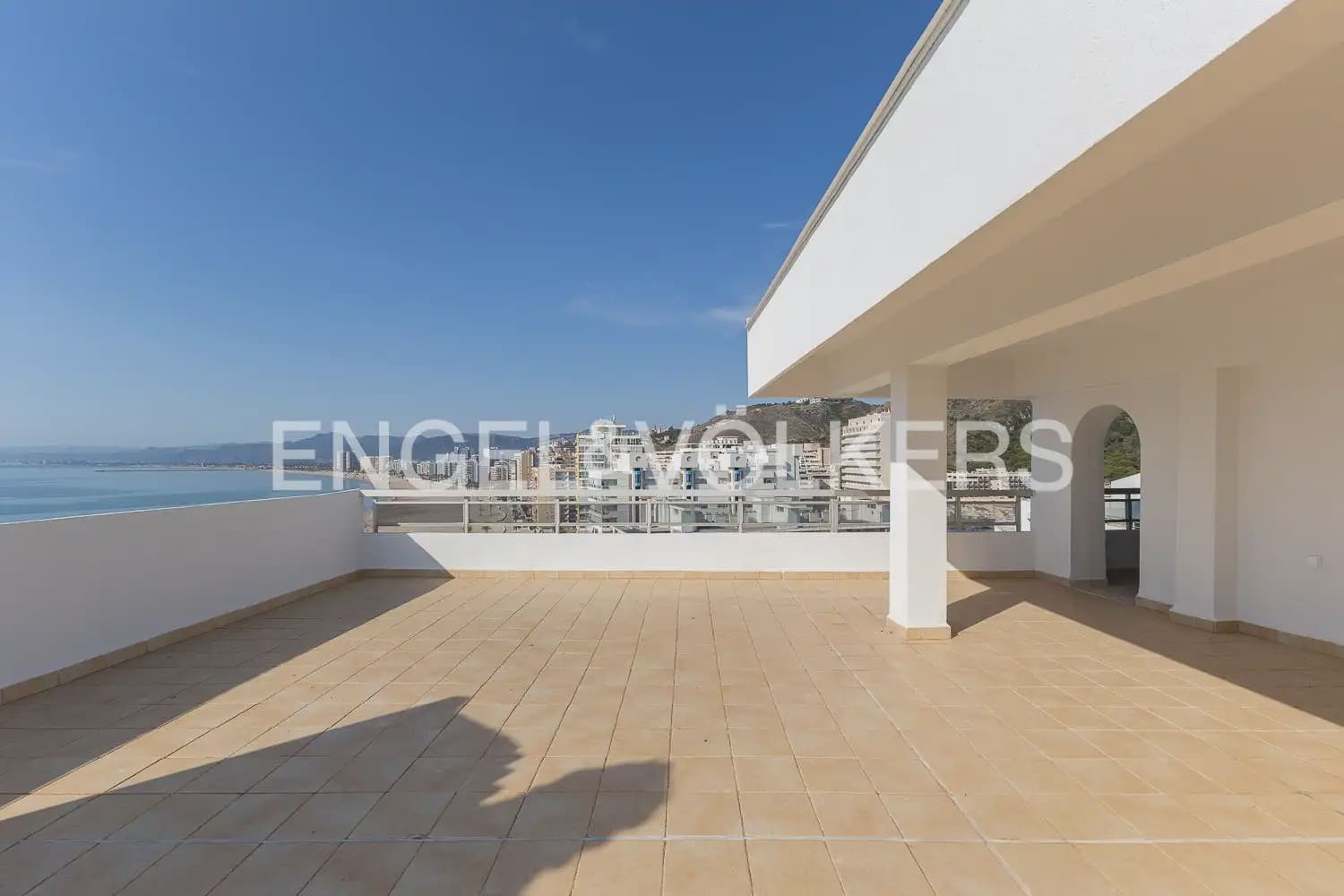 4 bedroom Flat for sale in Cullera with pool garage - € 1,050,000 (Ref: 10124723)