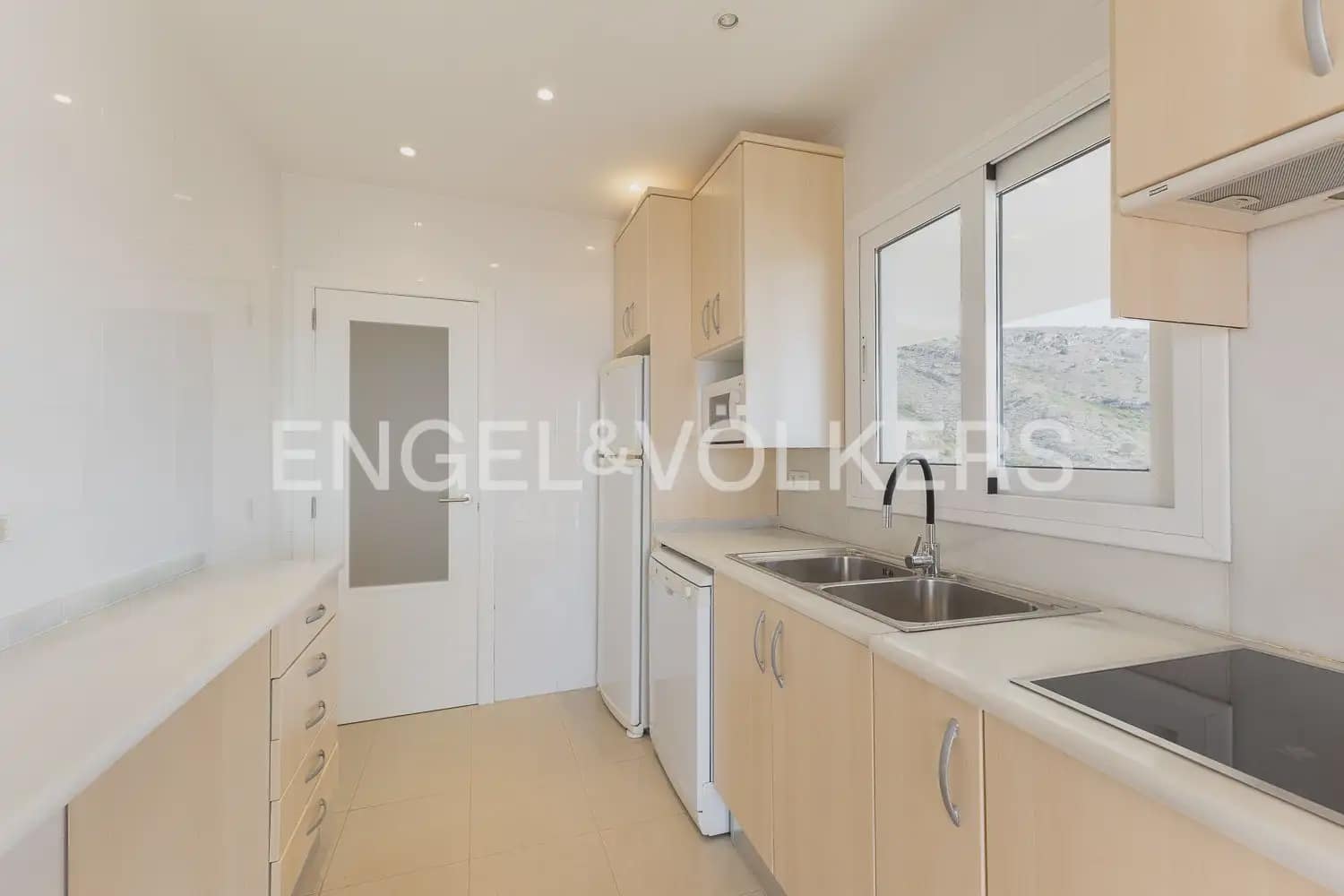 4 bedroom Flat for sale in Cullera with pool garage - € 1,050,000 (Ref: 10124723)