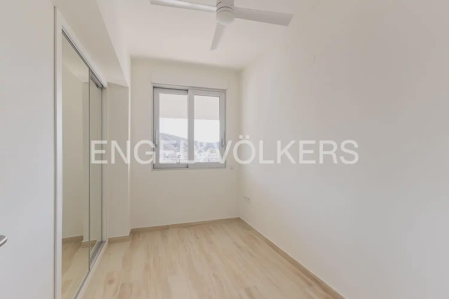 4 bedroom Flat for sale in Cullera with pool garage - € 1,050,000 (Ref: 10124723)
