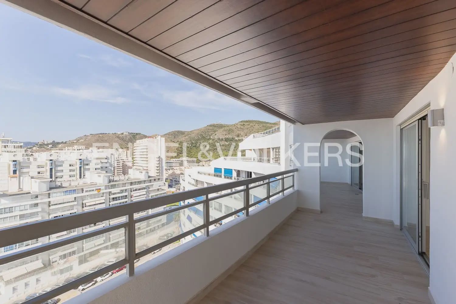 4 bedroom Flat for sale in Cullera with pool garage - € 1,050,000 (Ref: 10124723)