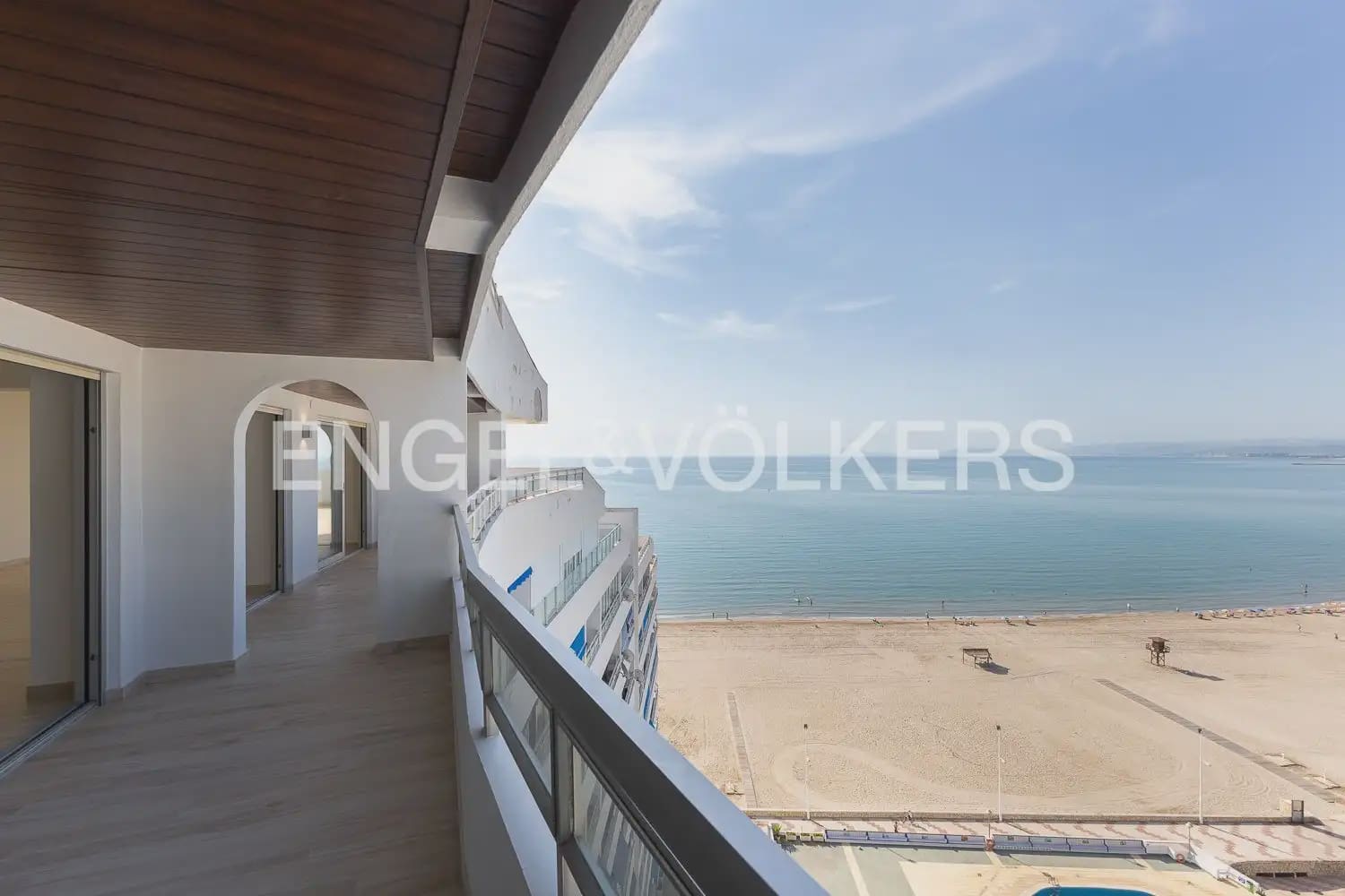4 bedroom Flat for sale in Cullera with pool garage - € 1,050,000 (Ref: 10124723)