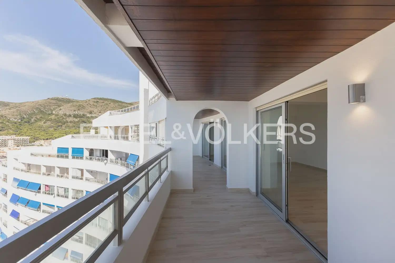 4 bedroom Flat for sale in Cullera with pool garage - € 1,050,000 (Ref: 10124723)