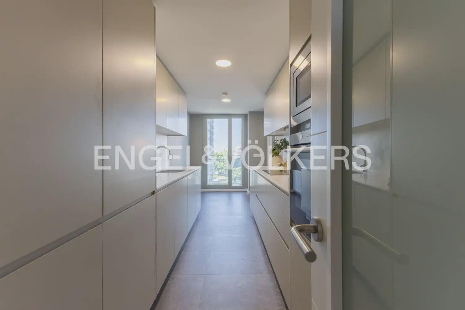 4 quarto Apartamento para venda em Valencia cidade com piscina garagem - 1 200 000 € (Ref: 10124724)