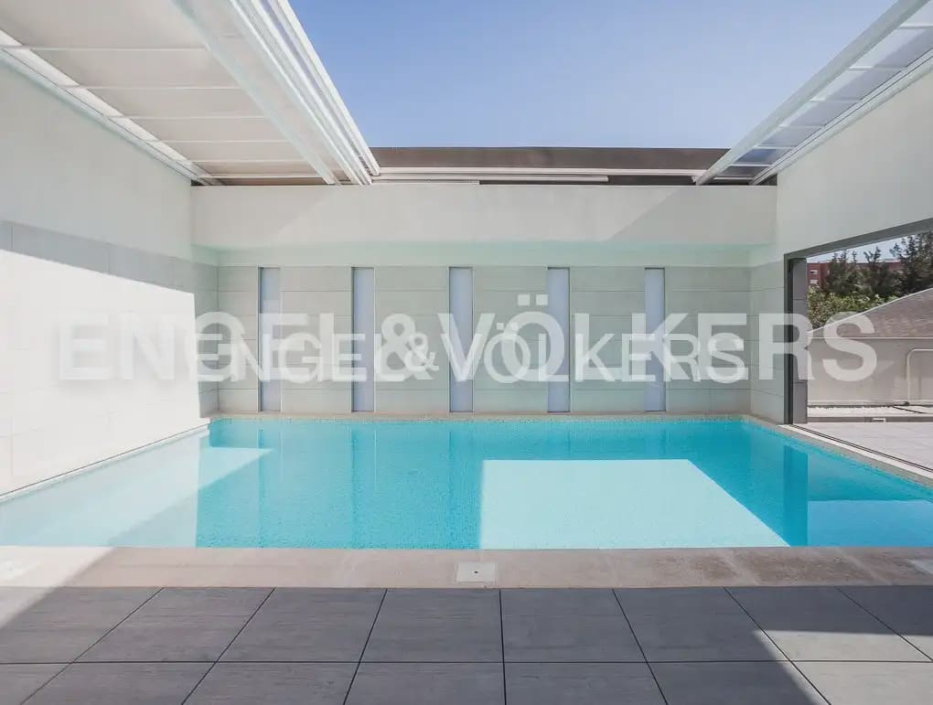 4 quarto Apartamento para venda em Valencia cidade com piscina garagem - 1 200 000 € (Ref: 10124724)
