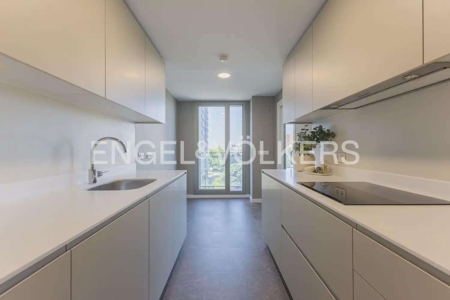 4 quarto Apartamento para venda em Valencia cidade com piscina garagem - 1 200 000 € (Ref: 10124724)
