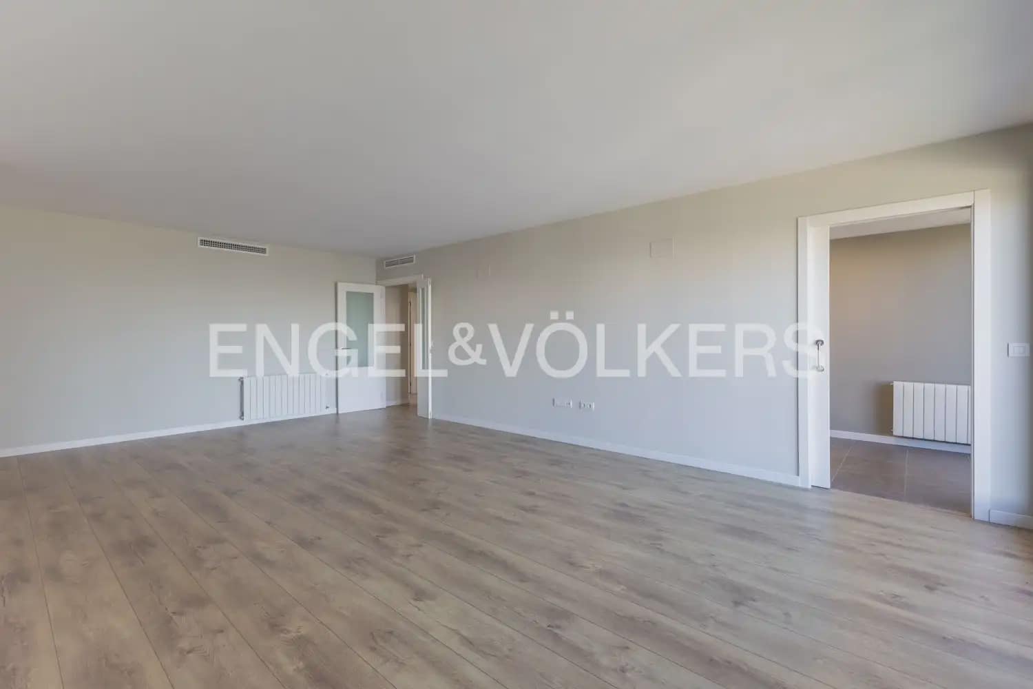 4 quarto Apartamento para venda em Valencia cidade com piscina garagem - 1 200 000 € (Ref: 10124724)