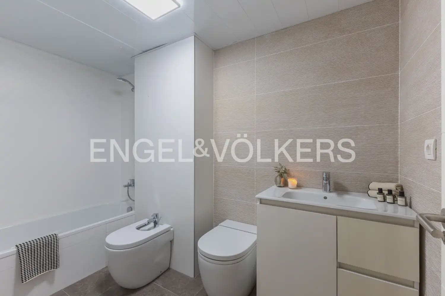 4 quarto Apartamento para venda em Valencia cidade com piscina garagem - 1 200 000 € (Ref: 10124724)