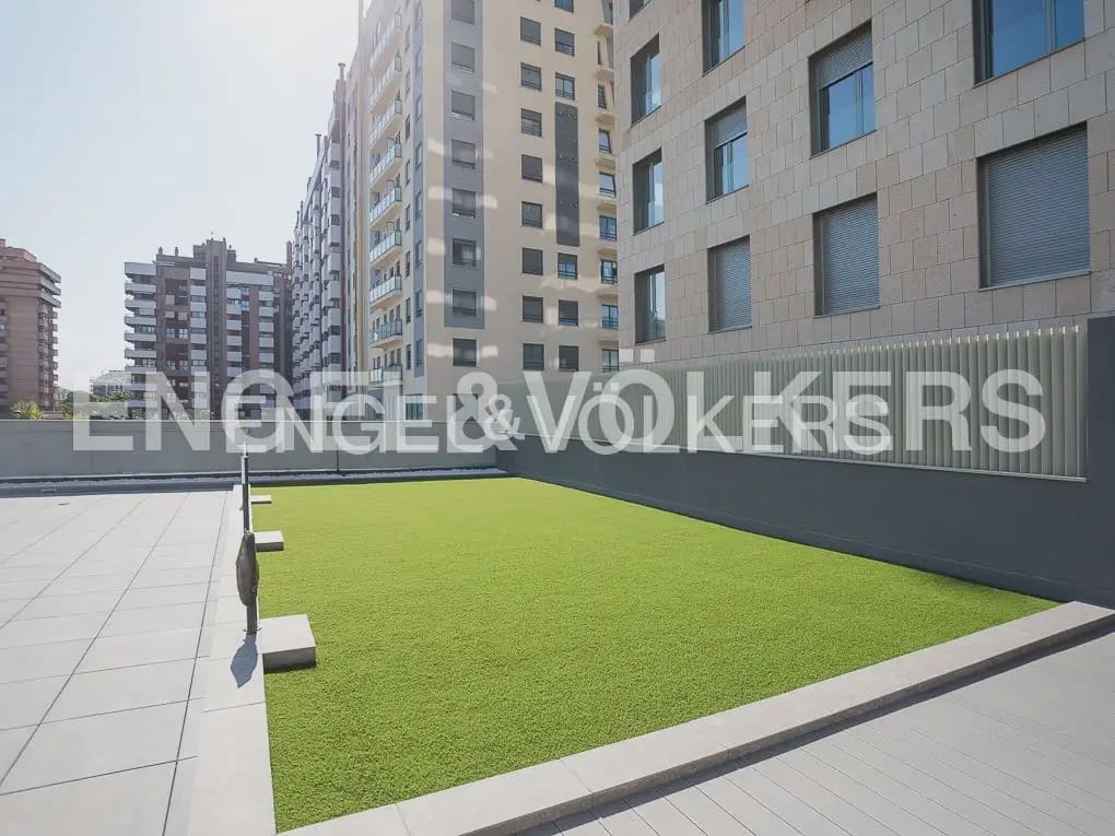 4 quarto Apartamento para venda em Valencia cidade com piscina garagem - 1 200 000 € (Ref: 10124724)