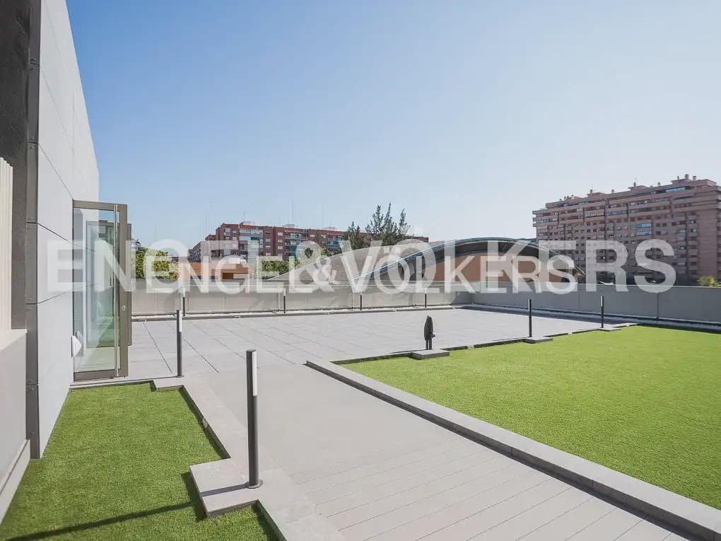 4 quarto Apartamento para venda em Valencia cidade com piscina garagem - 1 200 000 € (Ref: 10124724)