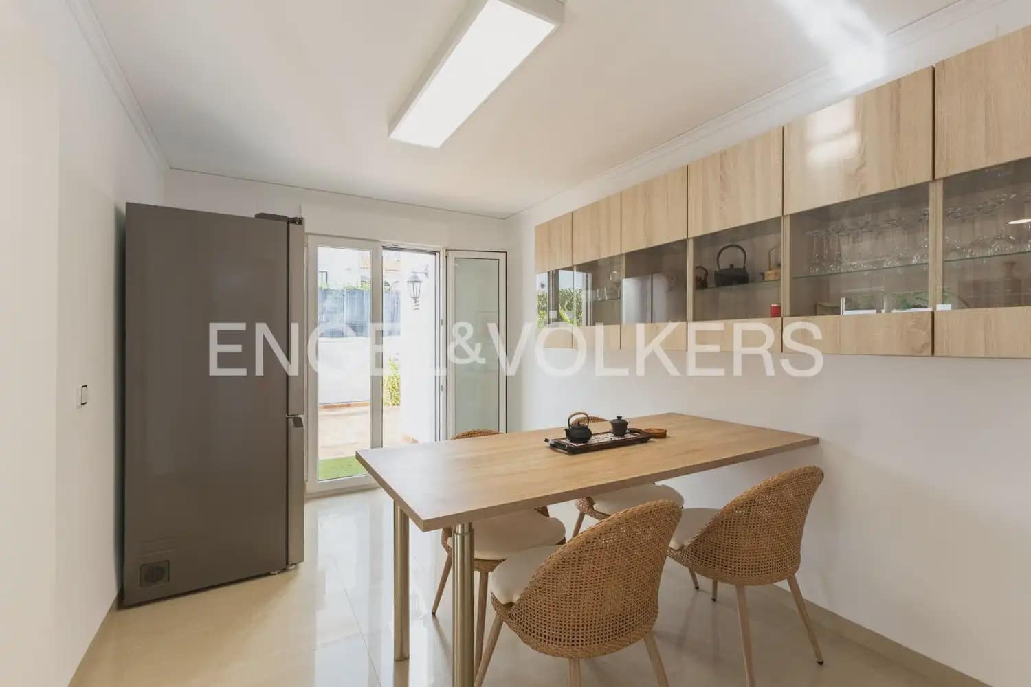 5 bedroom Villa for sale in Alcala de Xivert with pool garage - € 820,000 (Ref: 10124891)
