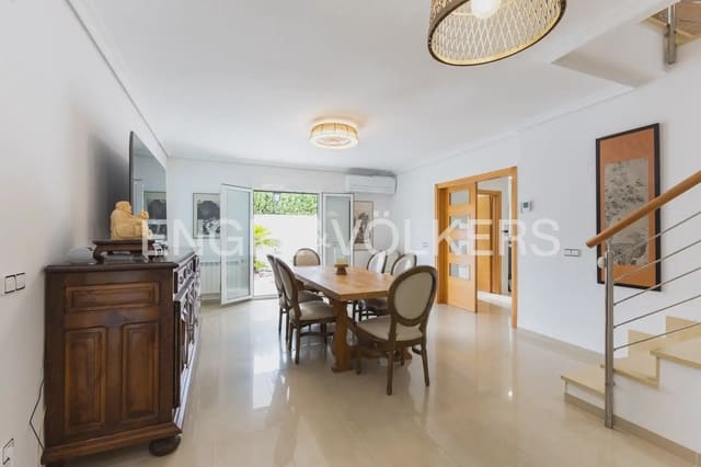 5 quarto Moradia para venda em Alcossebre, Alcalá de Xivert com piscina garagem - 820 000 € (Ref: 10124891)